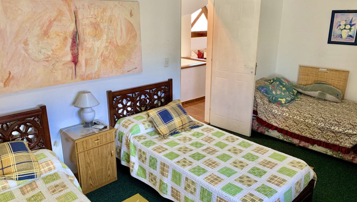 00691AA9-D70F-4D79-B166-D0AB6B63DB38_1_201_a