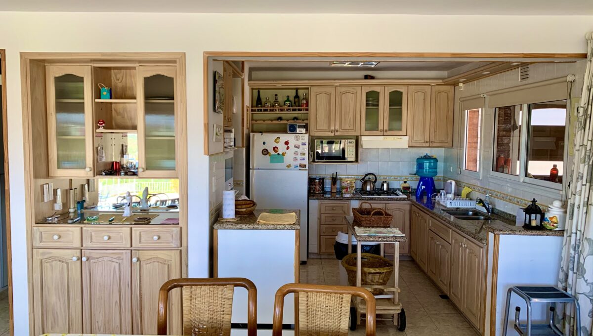 644B3292-0A7C-485E-A890-CC5787DB60EF_1_201_a