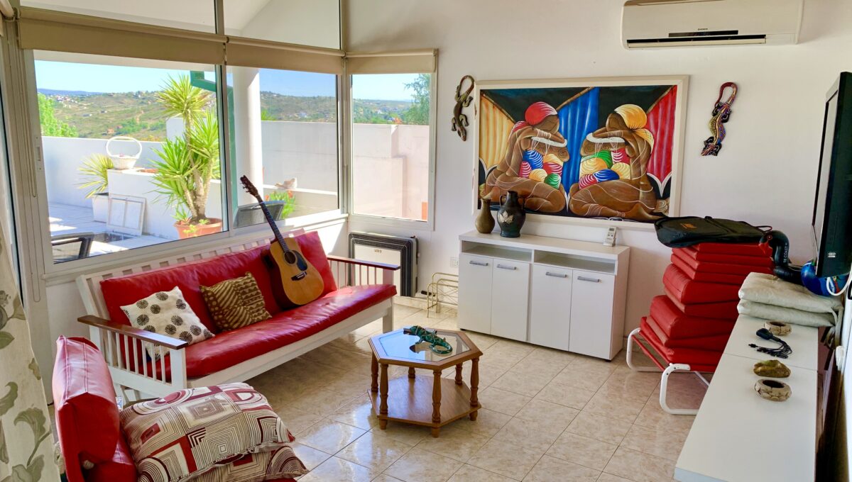 AB88560A-F790-4D82-A44C-8F8F4FF6B9FE_1_201_a