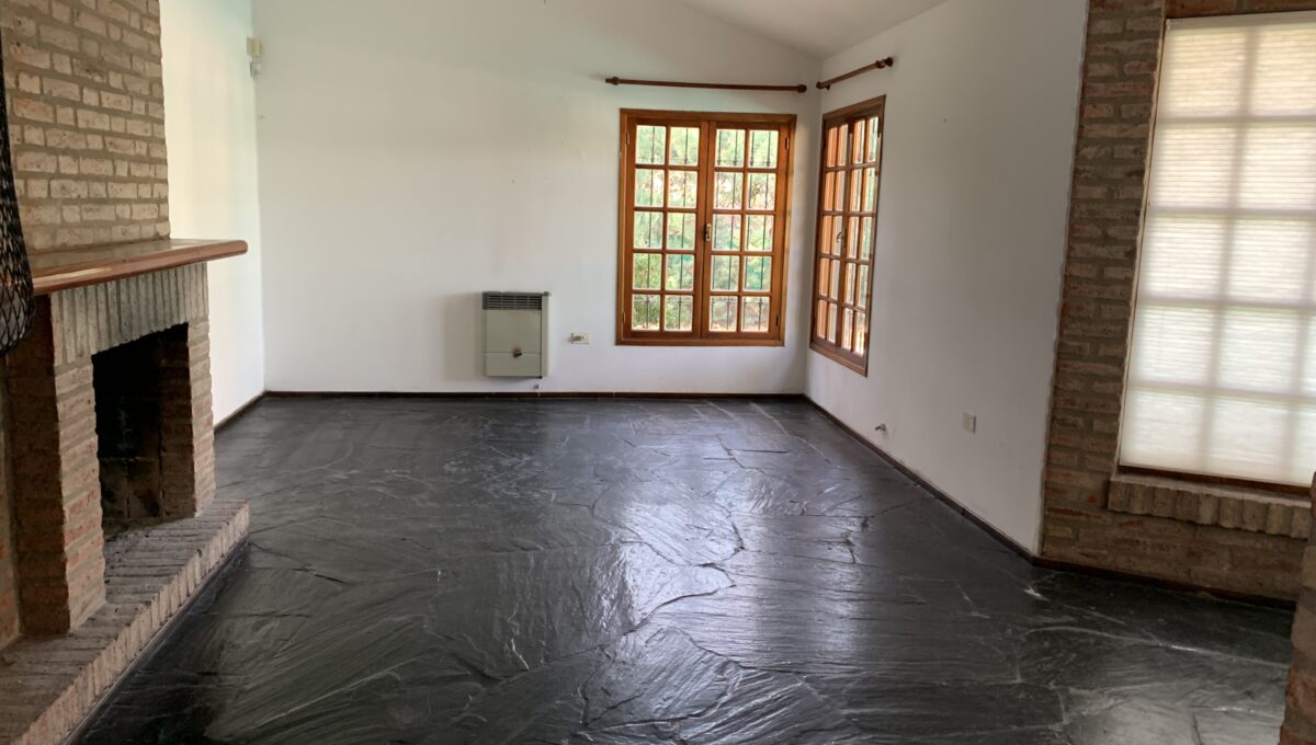 D69B9E5C-BFA4-4586-87CF-F01E86859919