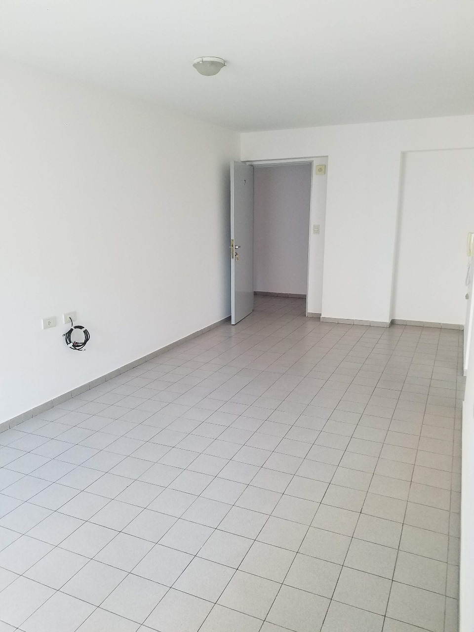 Depto 1 dorm con dos balcones cerca del Buen Pastor